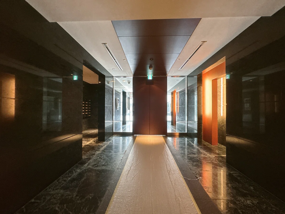 レジデンシア春日安藤坂 ラウンジ