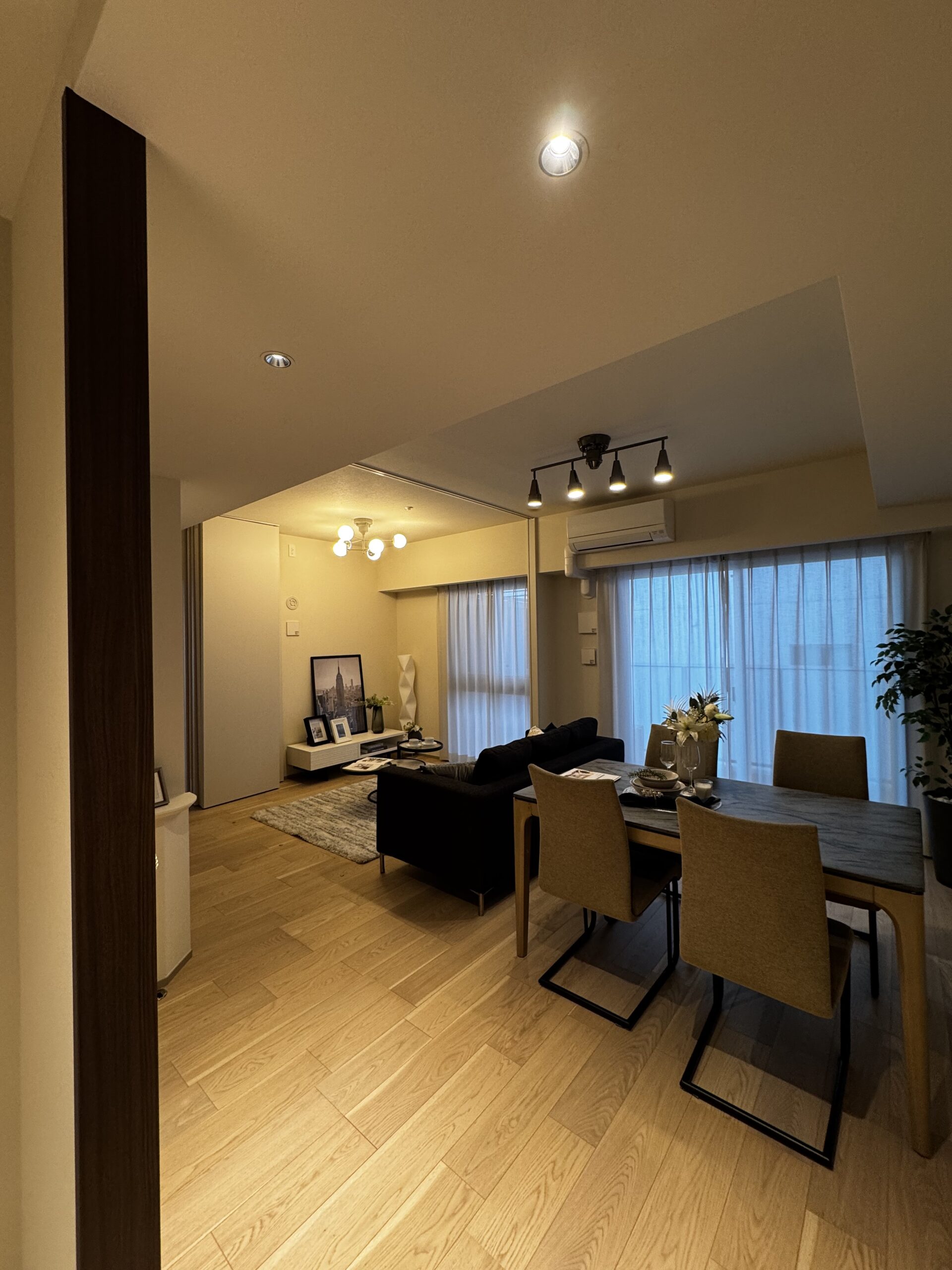 プレミスト神楽坂 リビング1